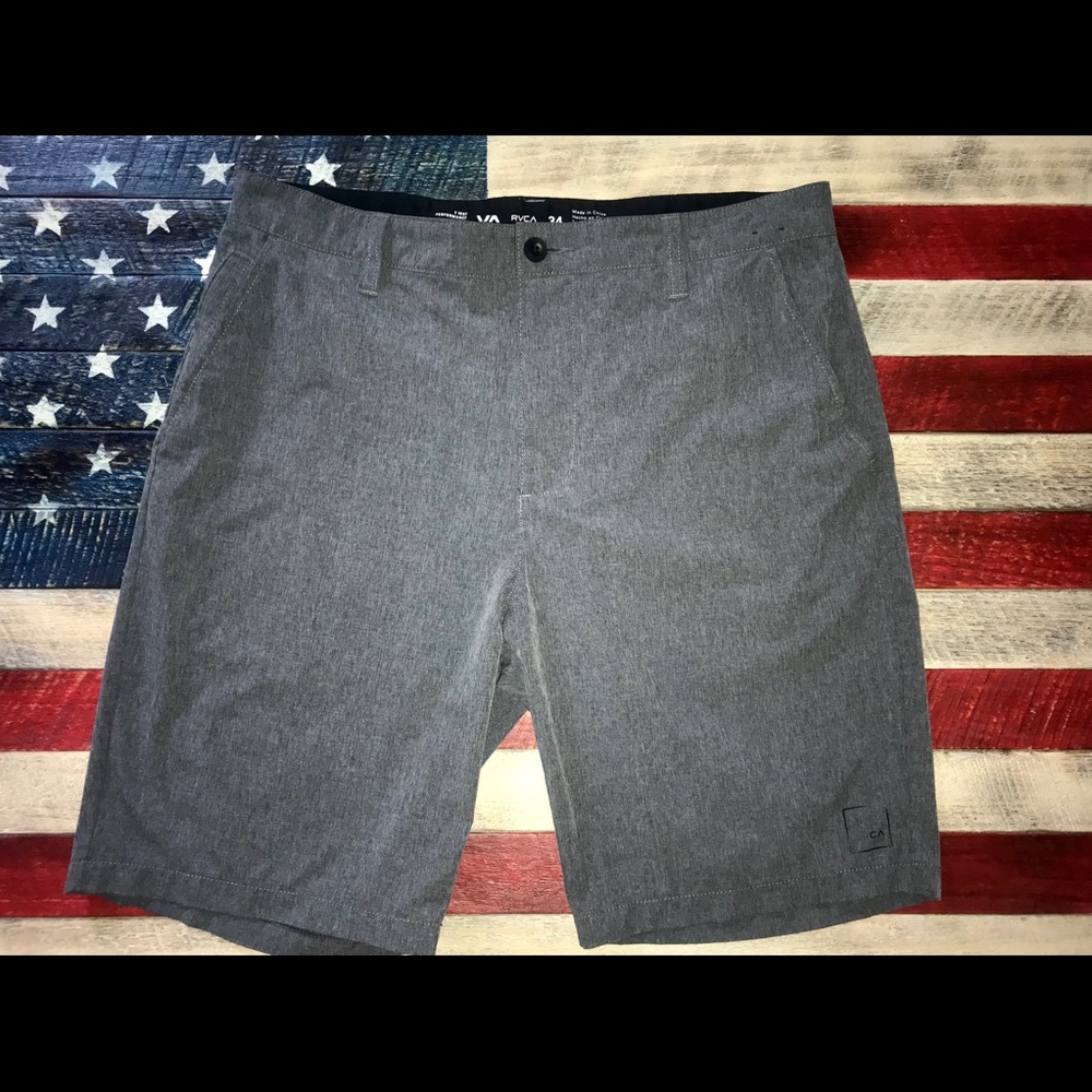 Men’s RVCA shorts